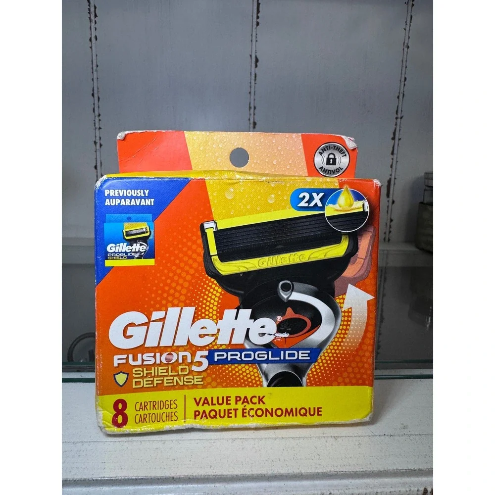 Gillette Fusion5 ProGlide Shield Defense Razor Blades 8 Ct Value Pack Cartridge
